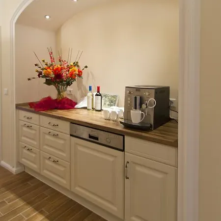 בית הארחה Weindl